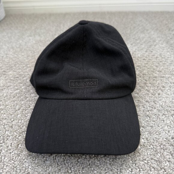 Soft/Unstructured Lululemon Baller Hat - Black w/ Logo - Picture 1 of 4